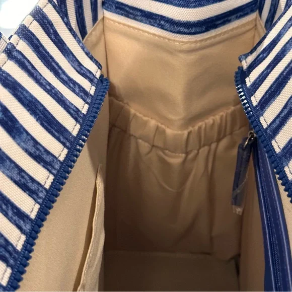 Rae Dunn POOLSIDE Blue and White Stripe Print Poolside Shopper Square Tote NEW! - Picture 5 of 7